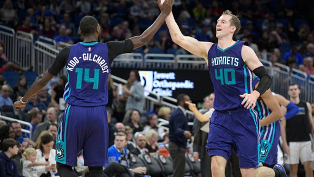 Third-quarter dominance leads Hornets past Heat, 91-82 (Dec 29, 2016)